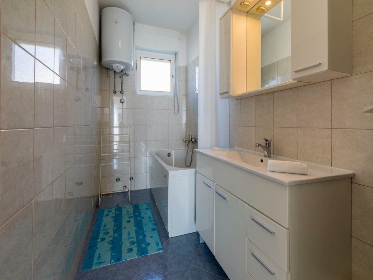Apartment DUDA Novi Vinodolski Buitenkant foto